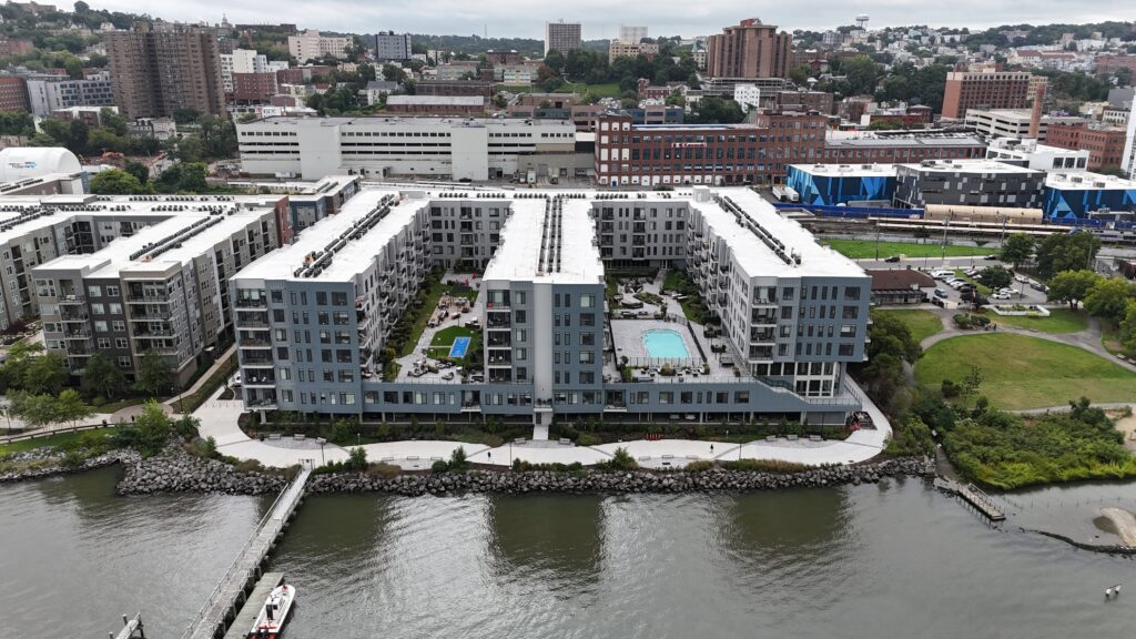 Alexander Crossing on the Hudson river in Yonkers